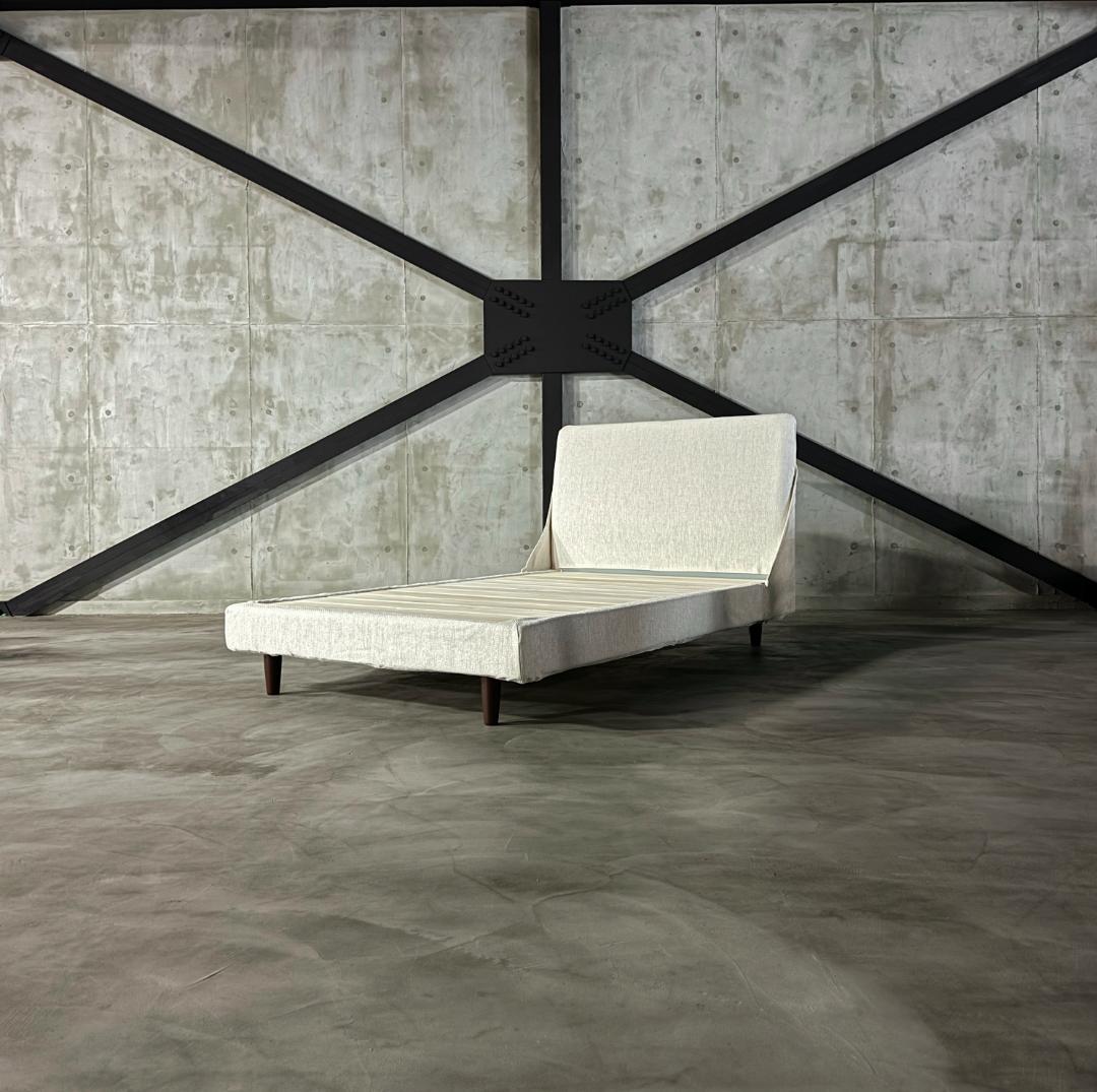 シモンズ　Le Grind