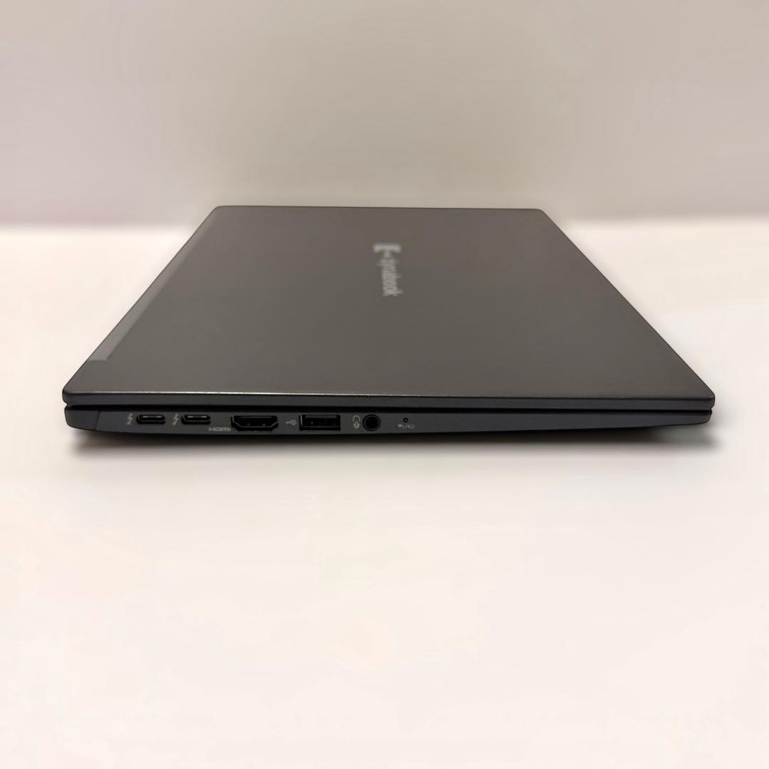 バッテリー最大容量97% 東芝 dynabook G83/KW メモリ16GB