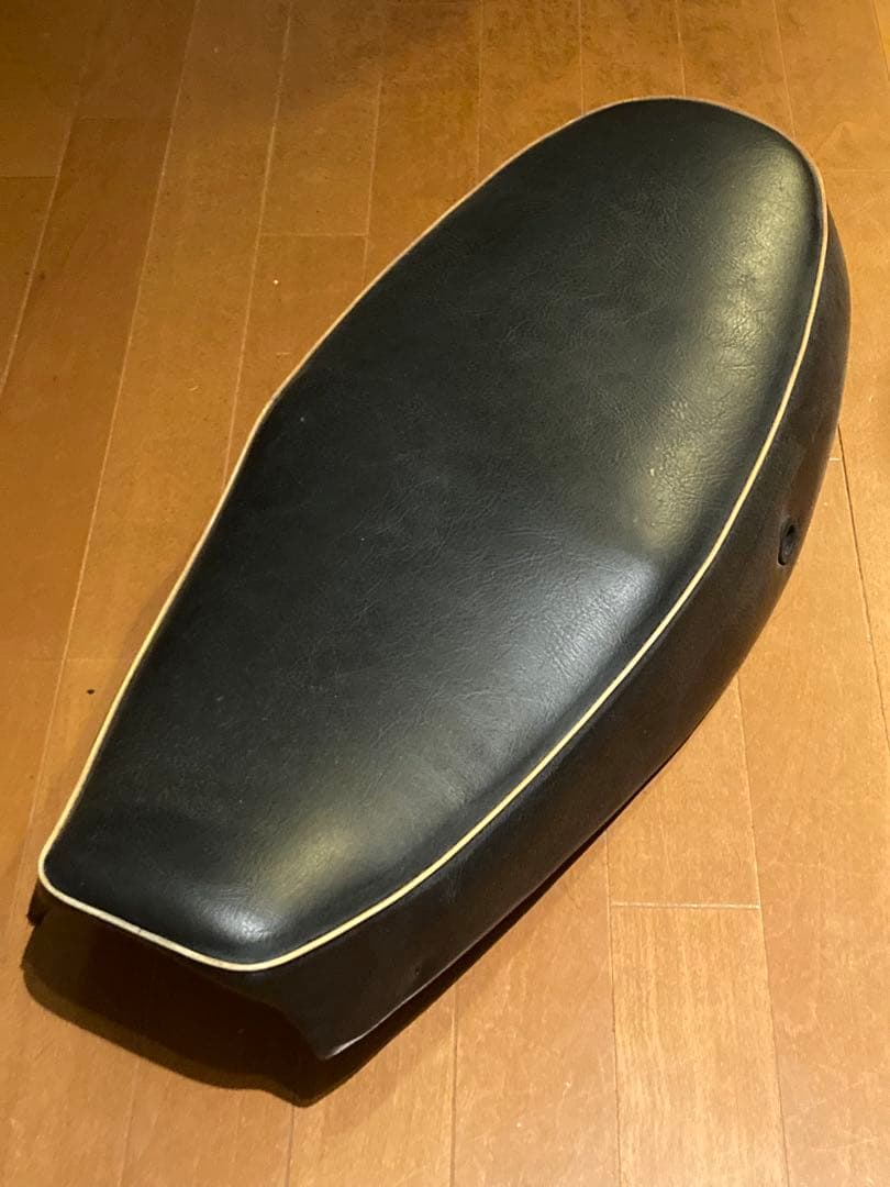 【希少・廃盤】KENZ SPORTSダブルシート SUZUKI VOLTY用