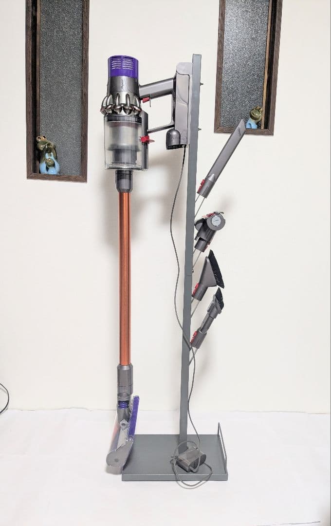 【40分稼働】ダイソン掃除機V10　SV12　スタンド付きフルセット　動作品