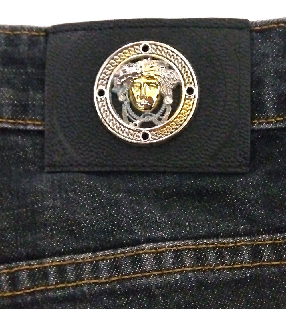 ヴェルサーチ ジーンズ ゴールド メデューサ スリムフィット デニム ビンテージ