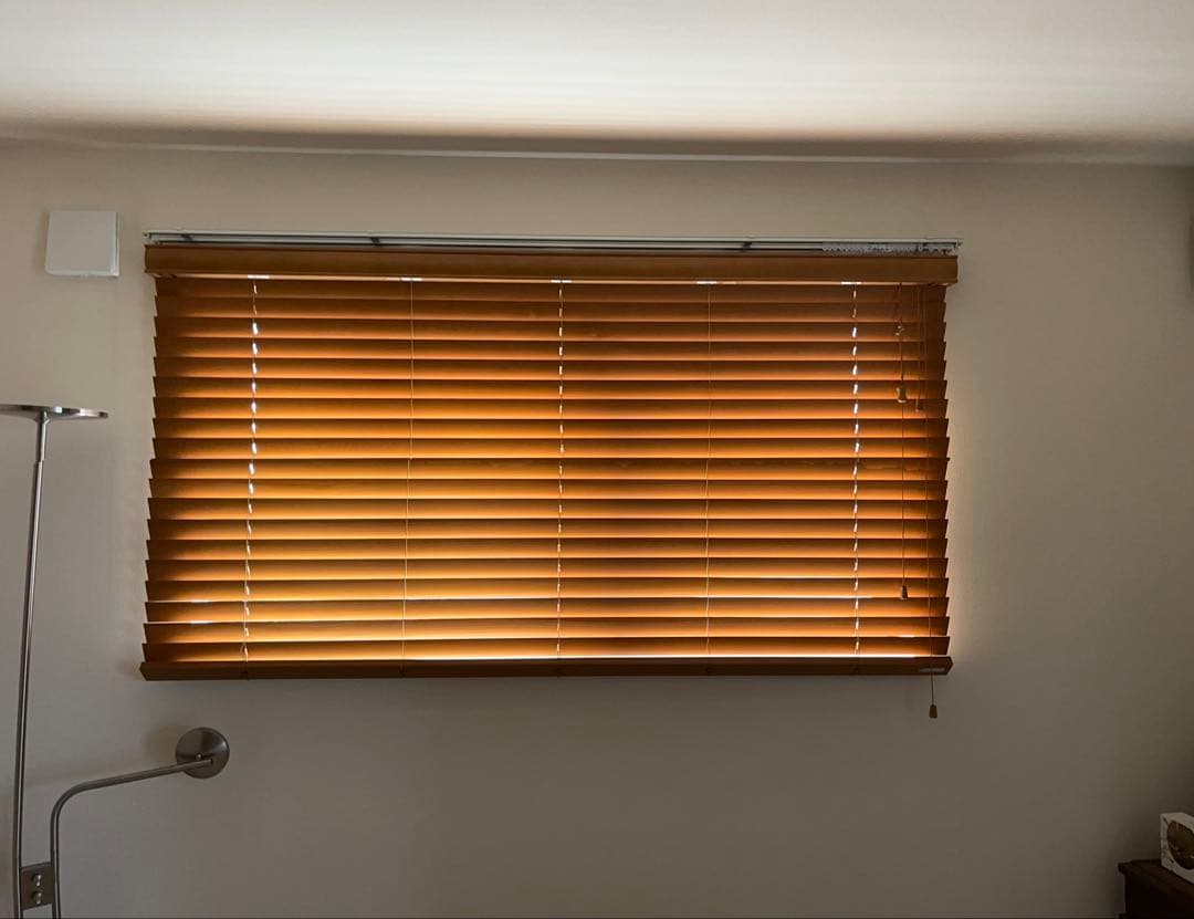 送料込！大特価！早い者勝ち！TUISS DECOR 木製ブラインド 調光機能付