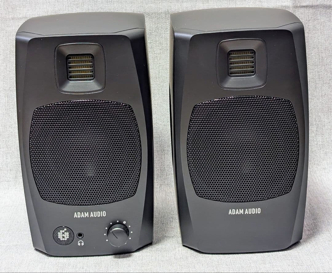 ADAM AUDIO D3V スピーカー 左右セット