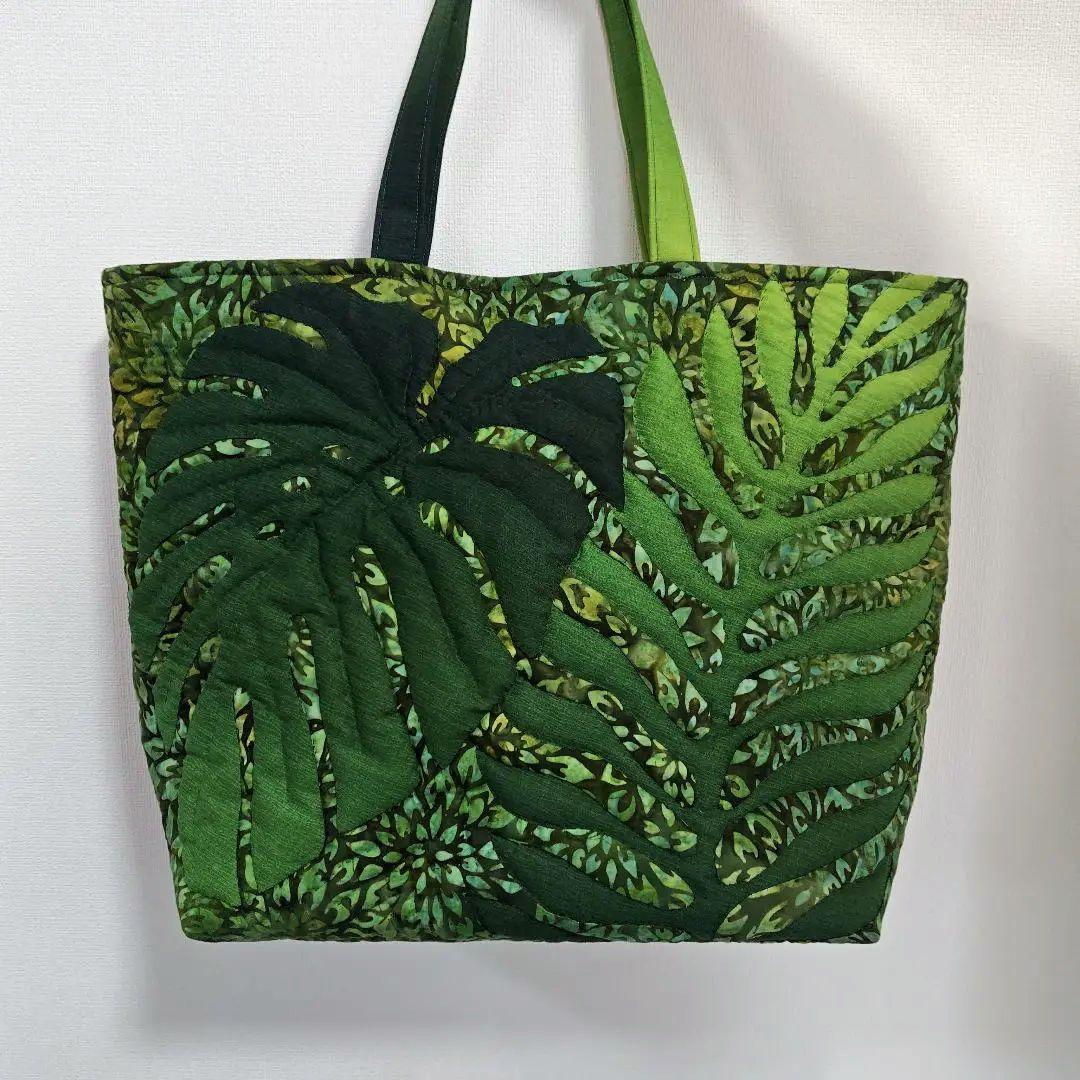 ハンドメイド　ハワイアンキルトバッグ　（大きいサイズ）