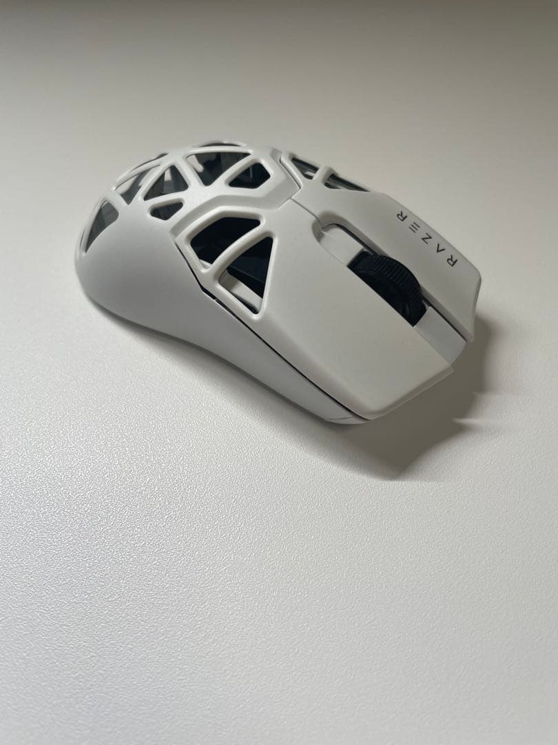 RAZER VIPER MINI SIGNATURE EDITION 白