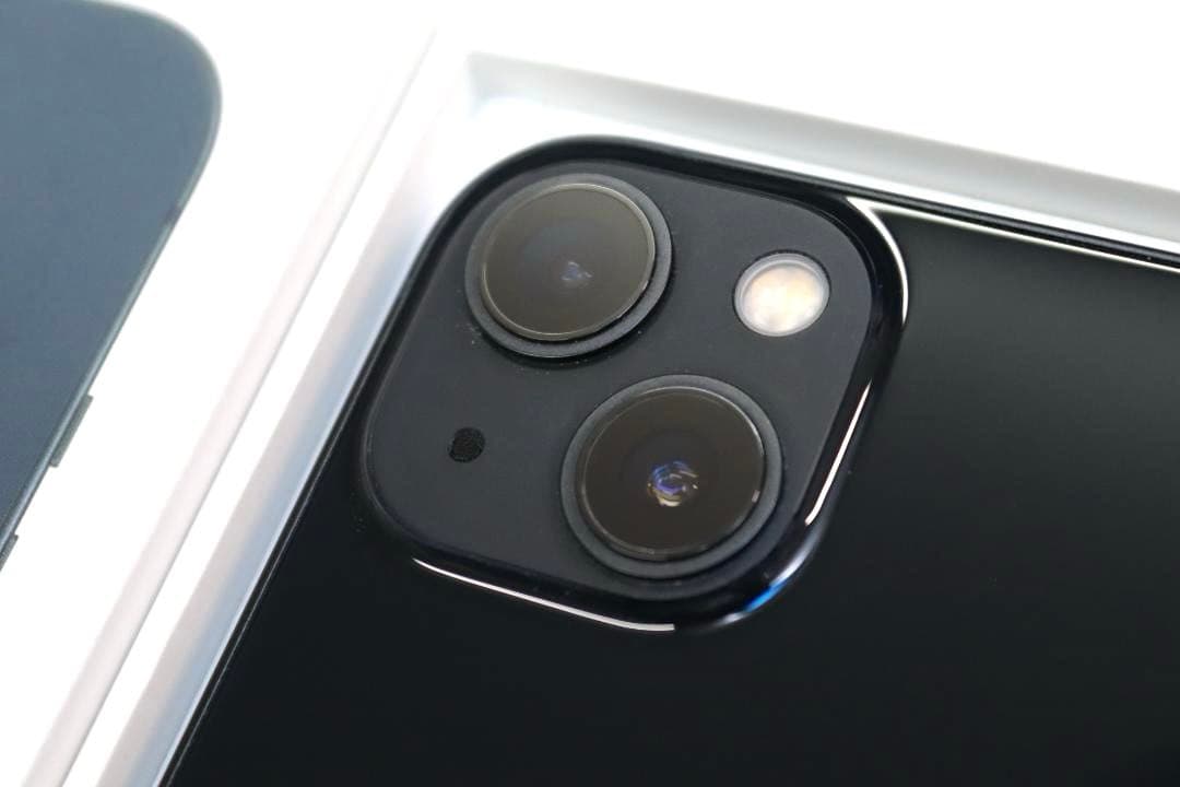 Apple iPhone 13 ミッドナイト 本体