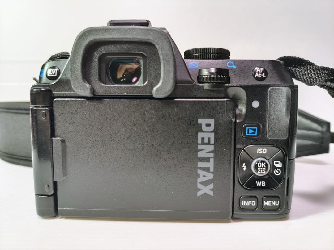 【黒死病対策】ペンタックス PENTAX K-S2 カメラらしいブラック