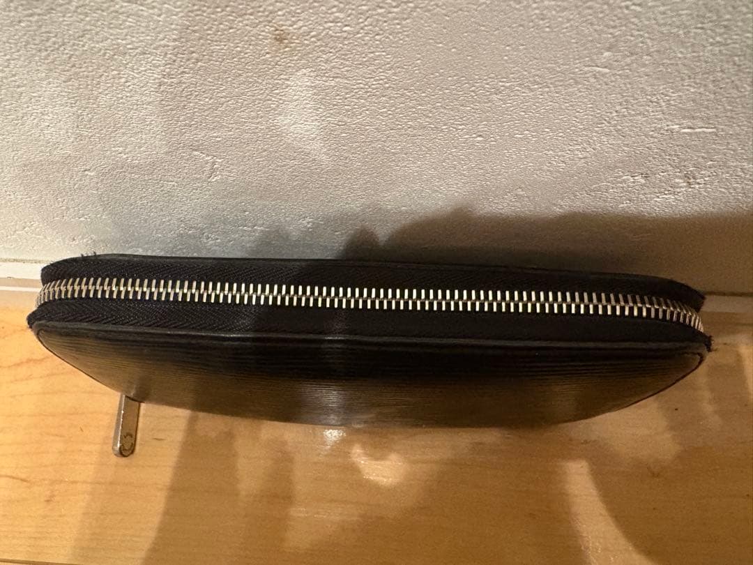 ルイヴィトン　正規品　エピ　ブラック 長財布