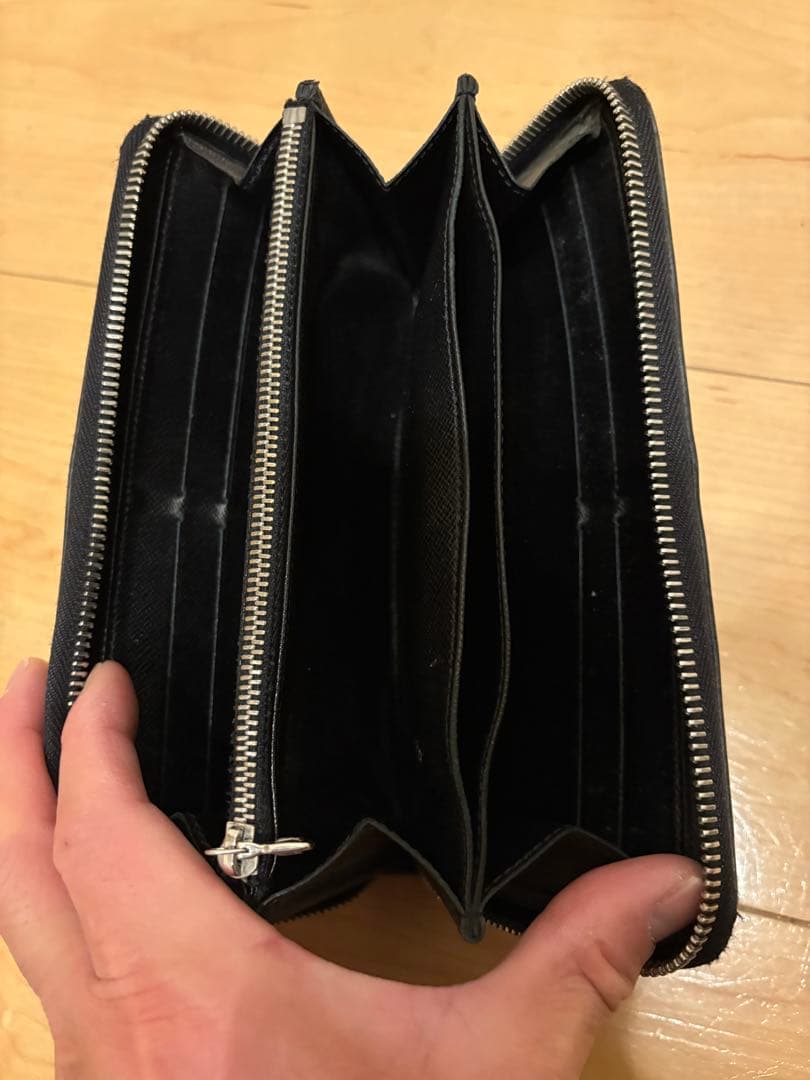 ルイヴィトン　正規品　エピ　ブラック 長財布