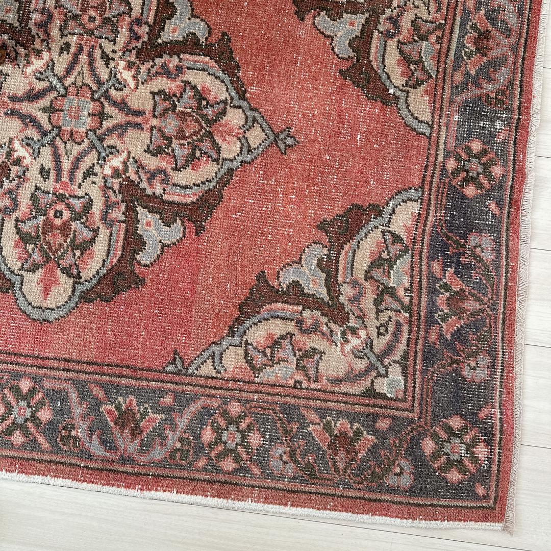 トルコ ヴィンテージラグ A4 レア ローズピンク グレージュ ブルー グレー