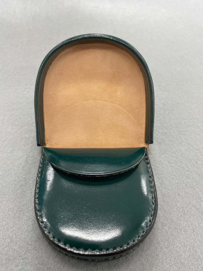 【未使用】ケース　コードバン　馬蹄形　小銭入れ　ダークグリーン