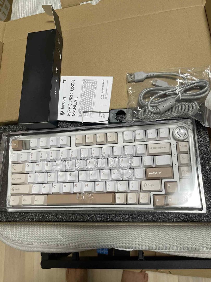 Hi75C PRO RGBキーボード 本体