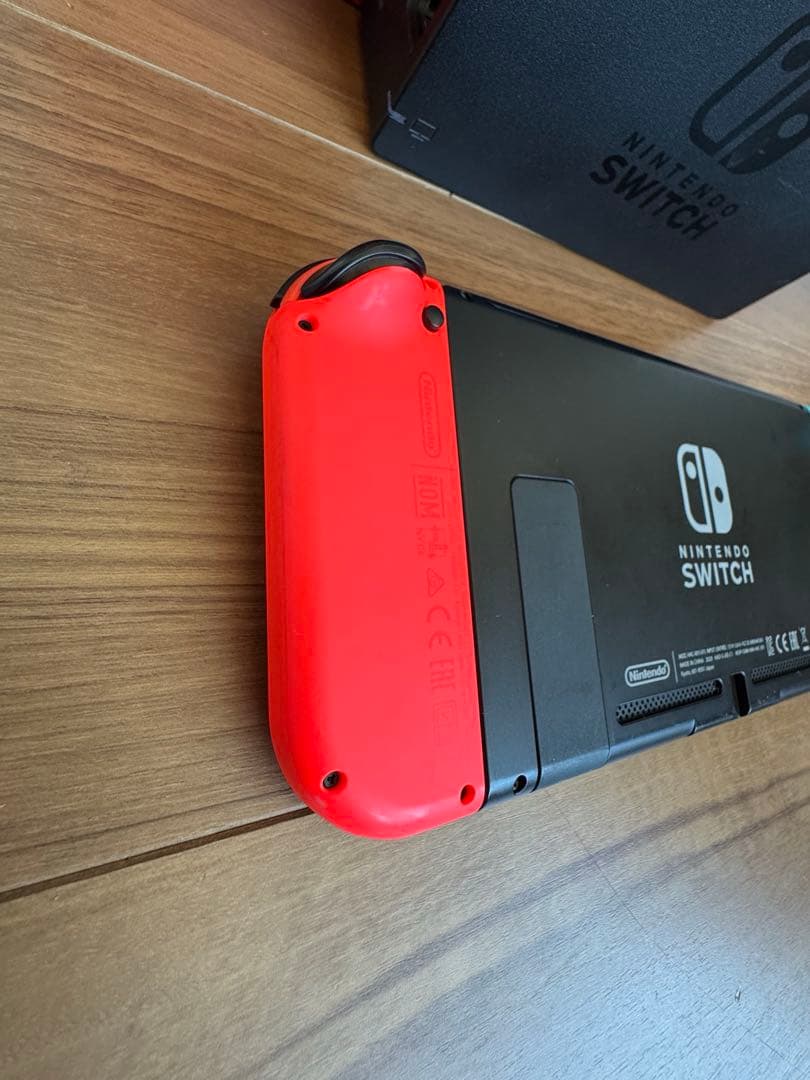 Nintendo Switch 本体 ネオンブルーネオンレッド