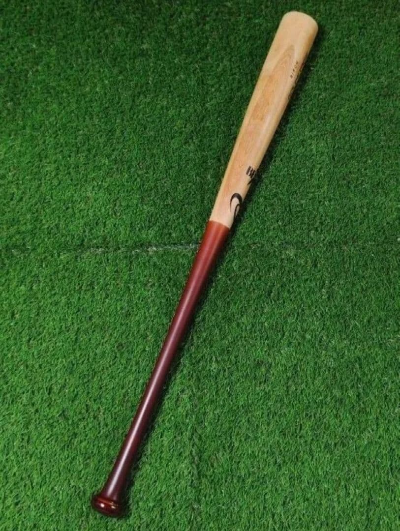 アシックス　丸佳浩　木製バット　かわ
