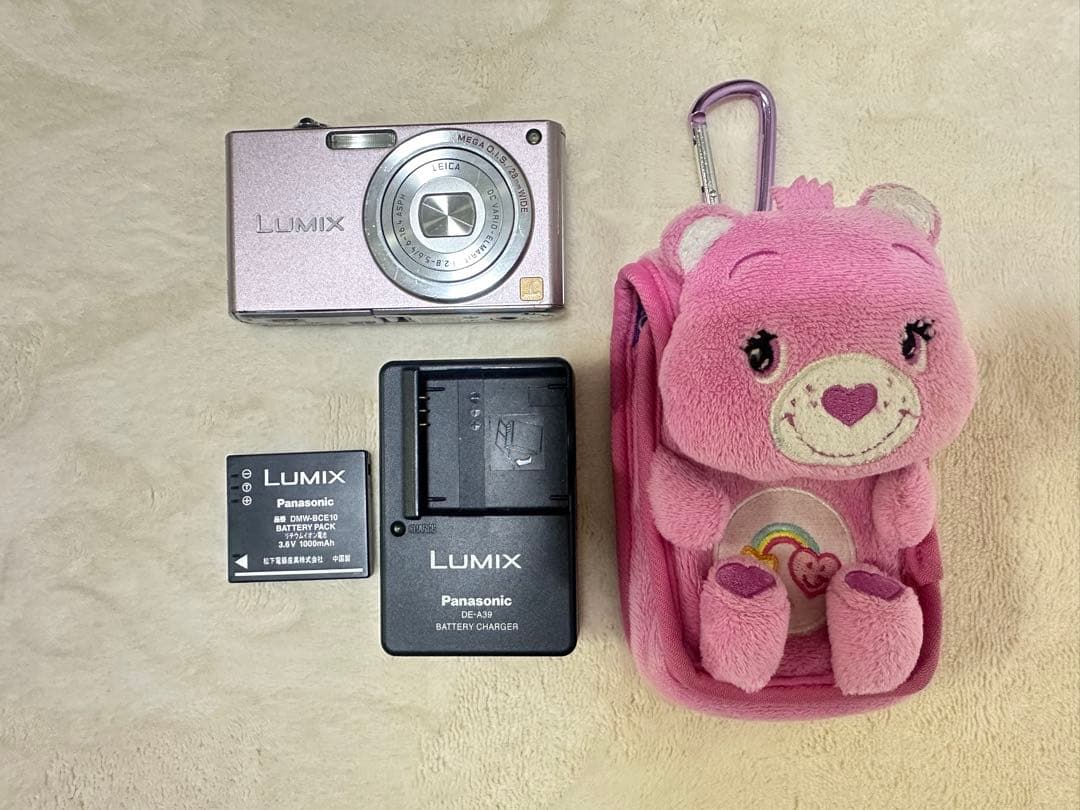 LUMIX Panasonic LUMIX DMC-FX33 デジカメ　ピンク