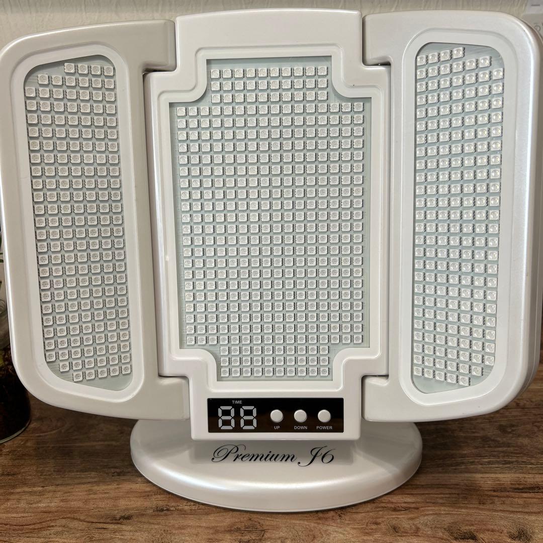 美品　定価91300円　プレミアムJ6 アグレックス 光エステ LED美顔器