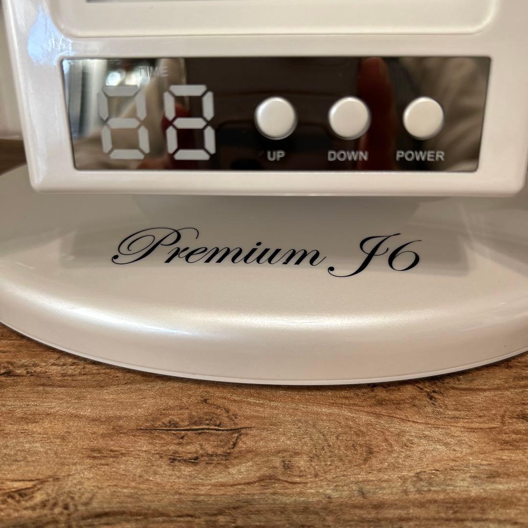 美品　定価91300円　プレミアムJ6 アグレックス 光エステ LED美顔器