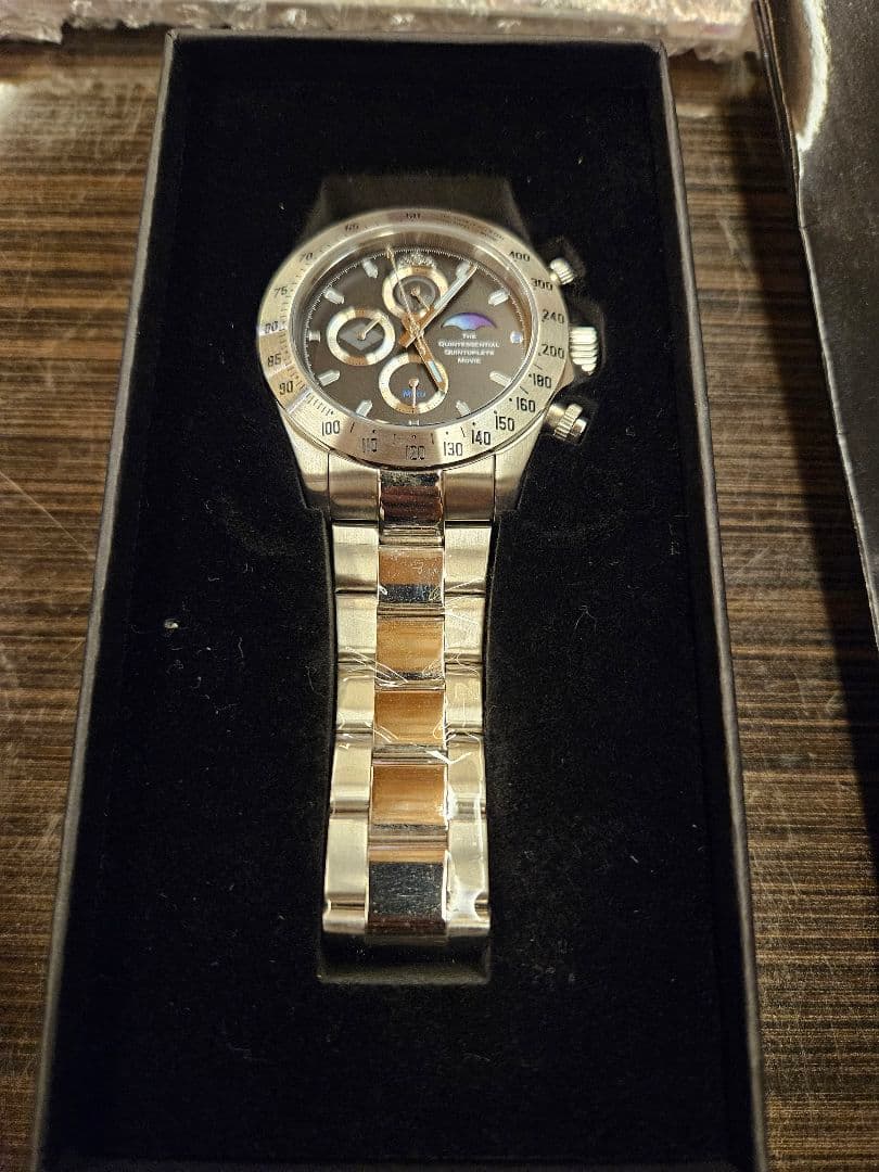 五等分の花嫁 公開記念 クロノグラフ腕時計中野三玖モデルスタンド付き