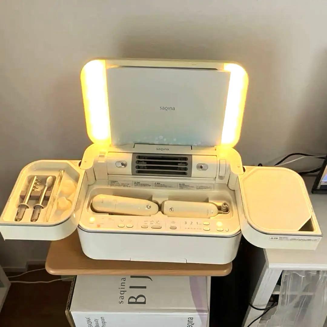 【美品】saqina 美顔機　サキナビジュー