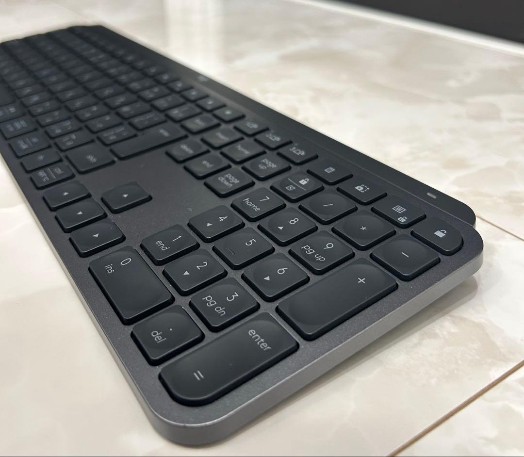 【美品】Logicool MX KEYS S ワイヤレスキーボード カバー付き