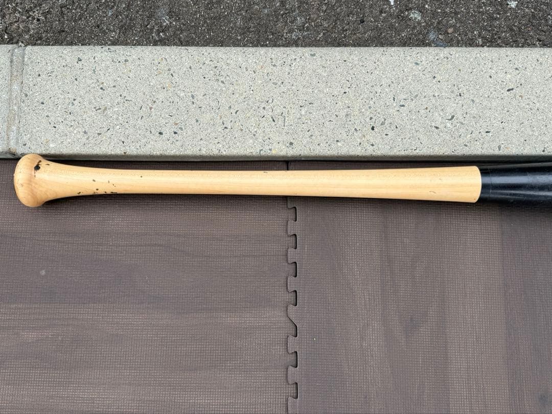 マルーチ　硬式木製　BRINGER OF RAIN