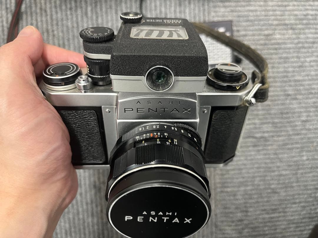 カメラ×4、ストロボライト