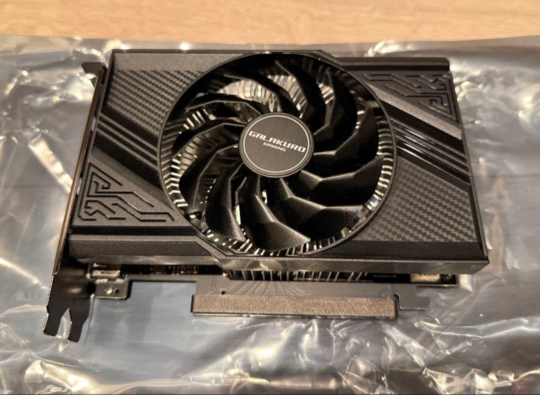 玄人志向 GALAKURO GAMING GG-RTX4060-E8GB/SF