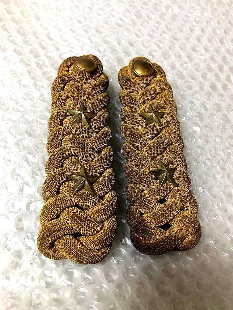 アンティーク 骨董品 コレクション 戦時中 勲章 肩章 日本軍 大日本帝国