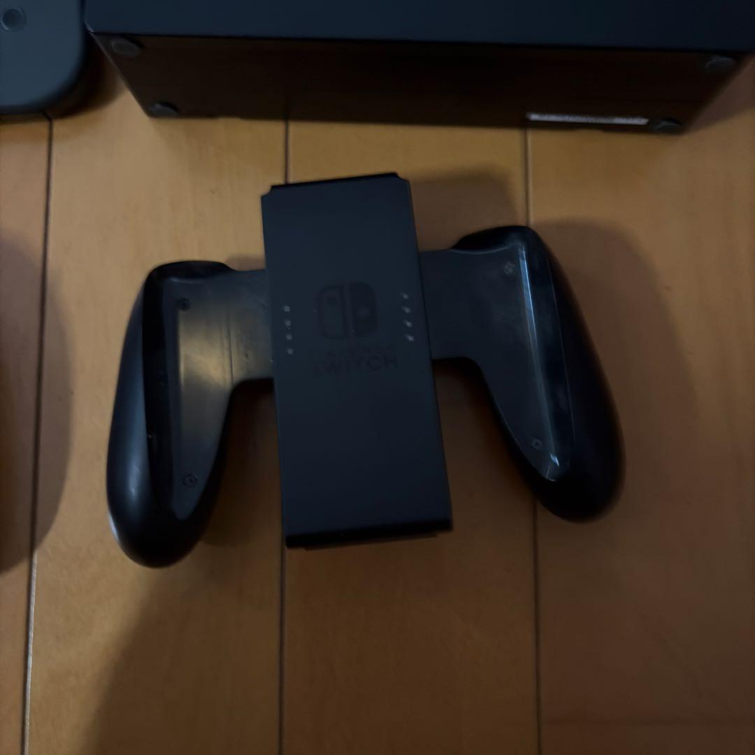Nintendo Switch 本体 黒　ニンテンドースイッチ　プロコン付き