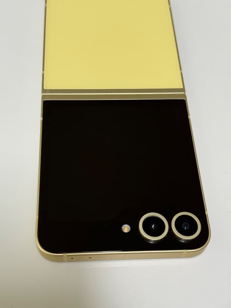 Galaxy Z Flip6 イエロー 256GB A-43