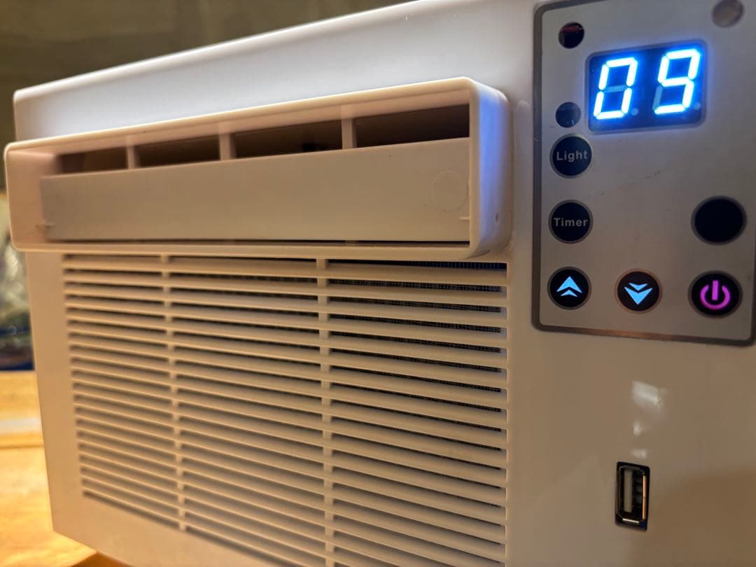 窓用ミニエアコン デジタル表示 キャンピングカー　ポータブルエアコン