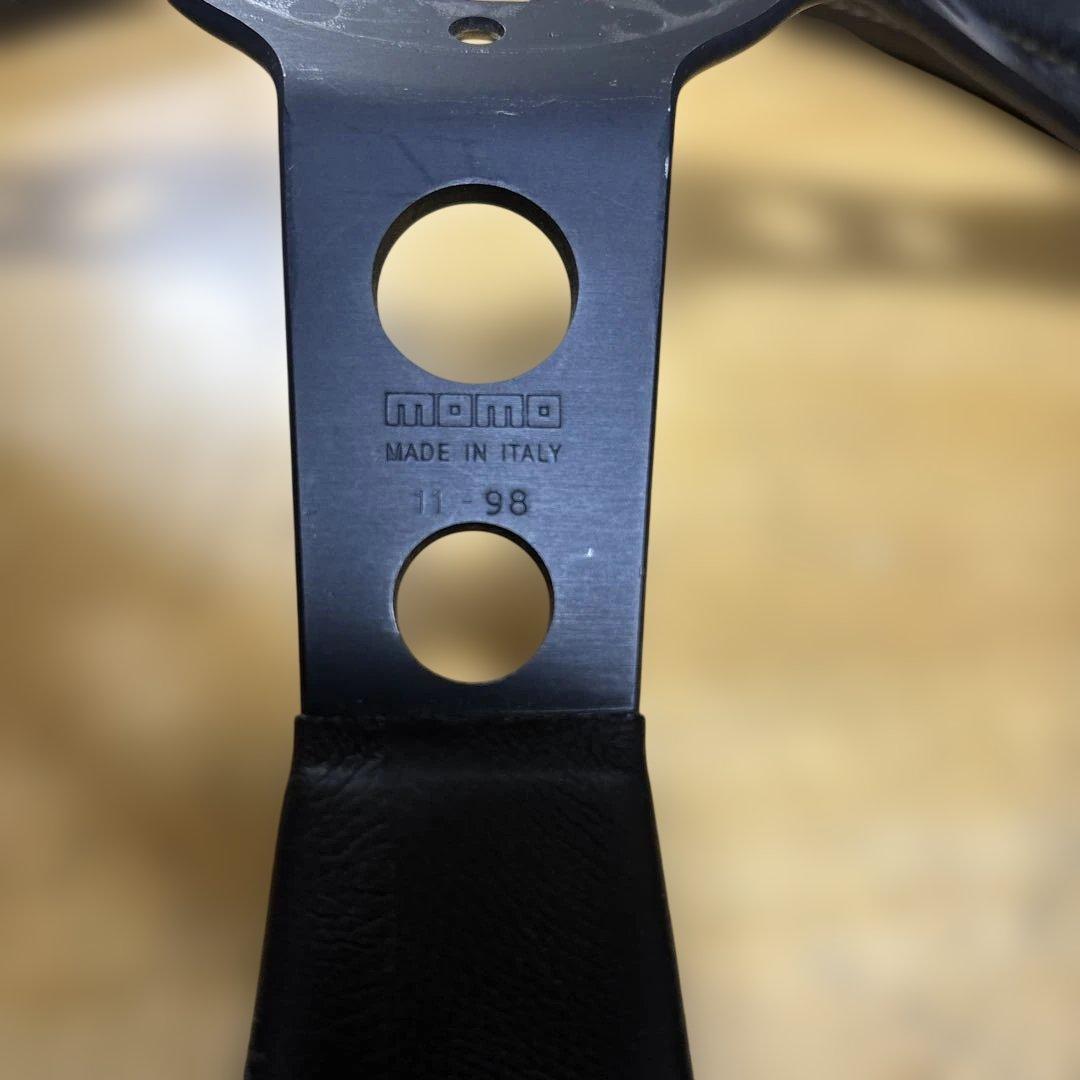 momo ステアリング MOD.07 ブラックレザー
