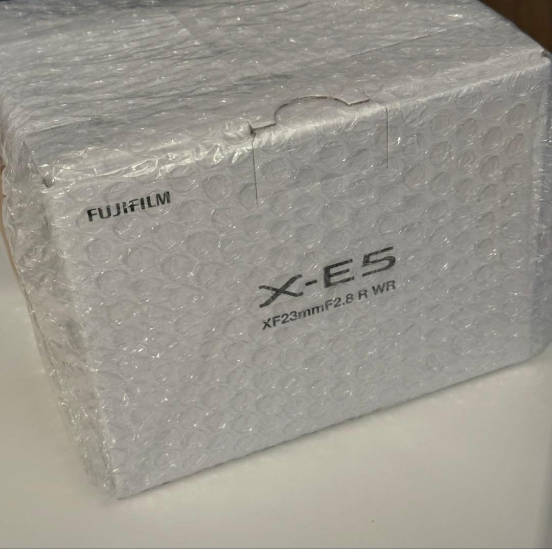FUJIFILM X-E5 レンズキット XF23mmF2.8 シルバー