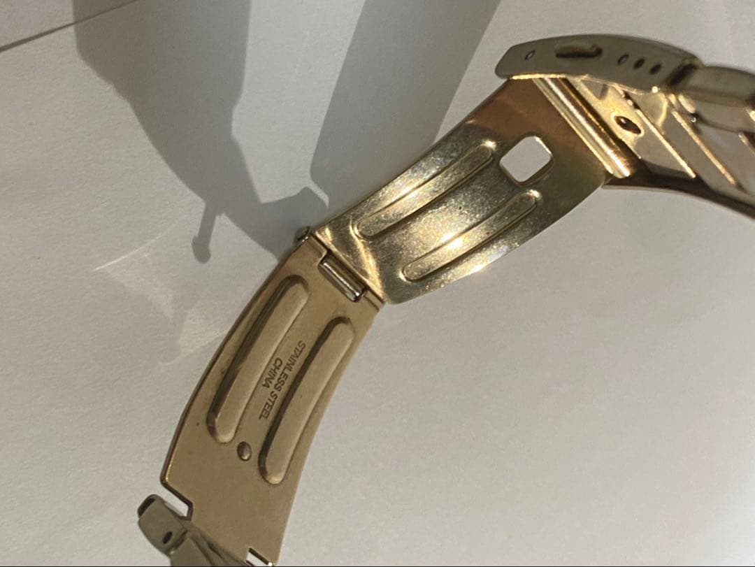 S*a様 【レアモデル】G-SHOCK Treasure Gold G-011G