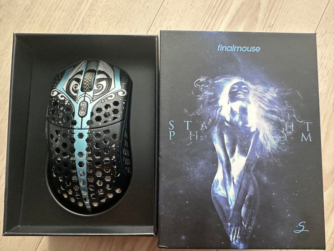 finalmouse Starlight Phantom small 本体