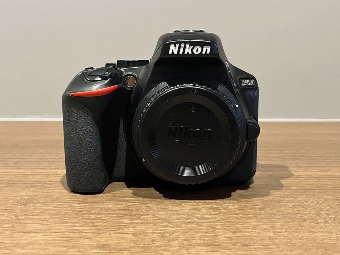 【Nikon】D5600 18-55VR Kit（中古）