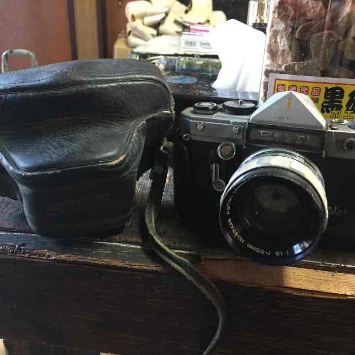 もう手に入りません。60年前の一眼レフ