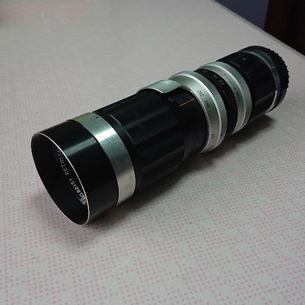 ペトリ210mmー85mm望遠レンズ