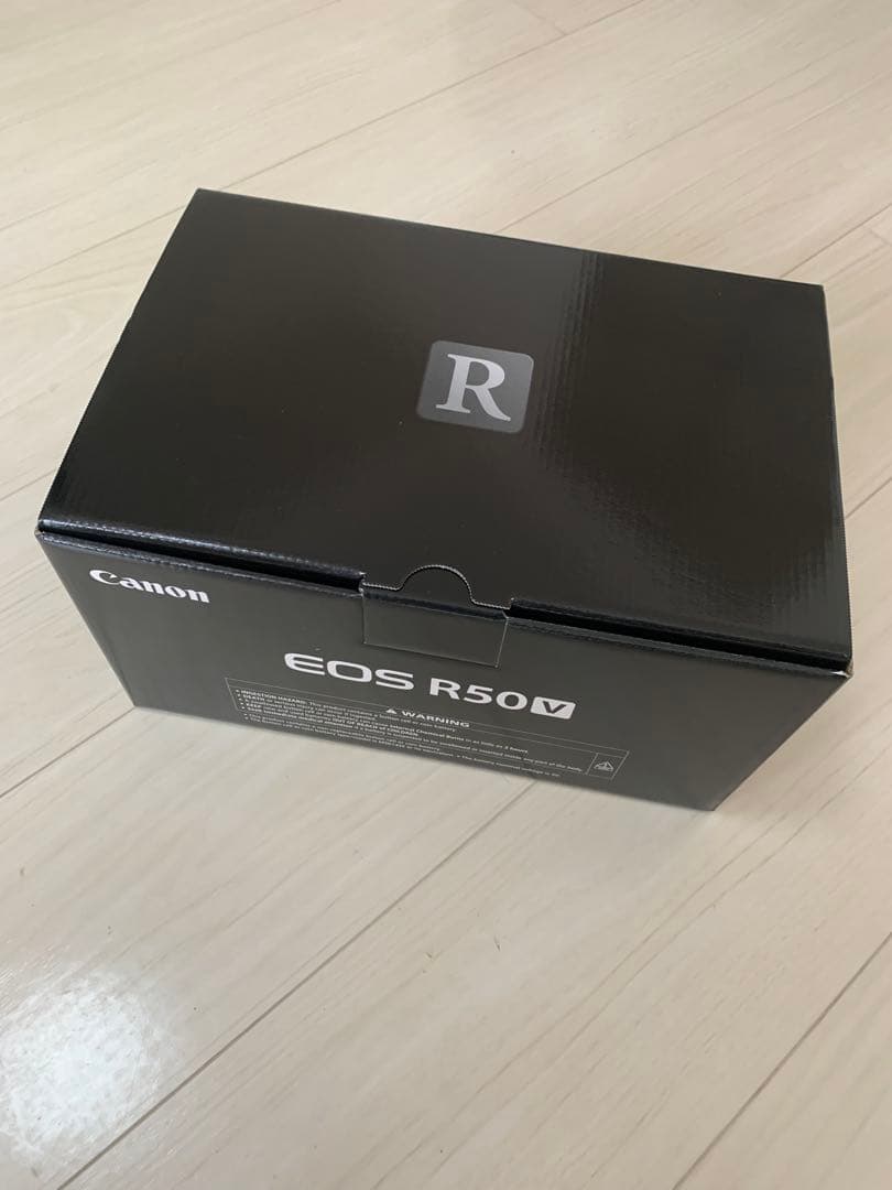 キヤノン デジタル一眼カメラ EOS R50V BODY(レンズ無)/ブラック