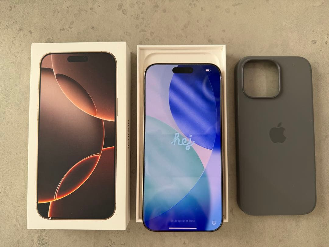 iPhone16Pro Max デザートチタニウム 256GB