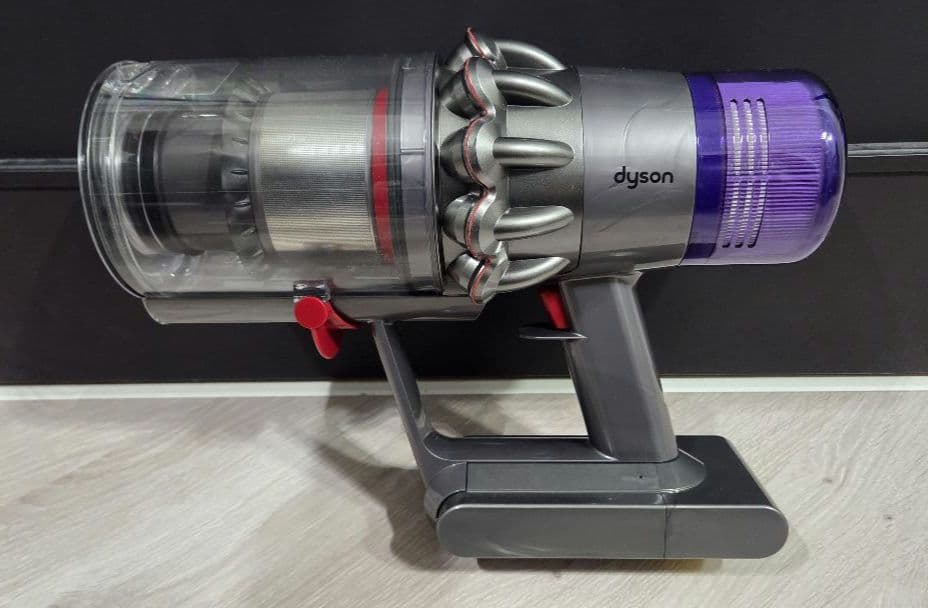 ②ダイソン dyson V11 SV14 本体のみ エコモード65分