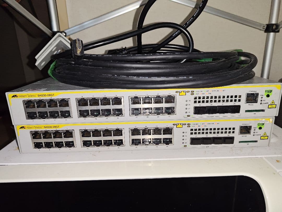 Allied Telesis　AT-SH-230-28GT　２個