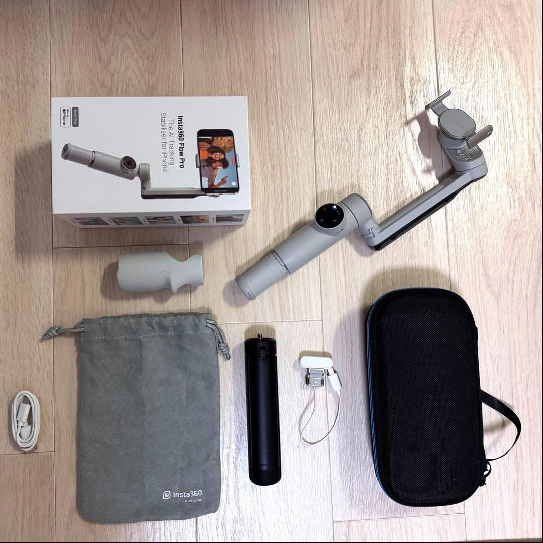 【未使用・セット】Insta360 Flow Pro 三脚・ケース付
