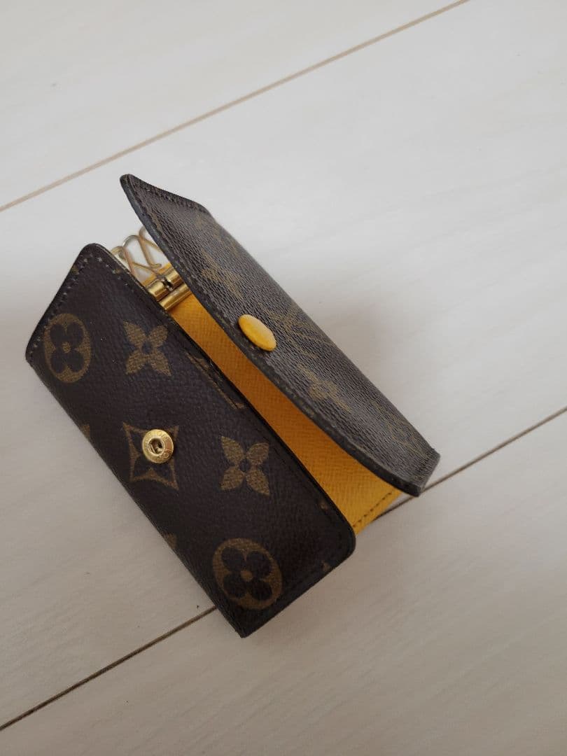 Louis Vuitton モノグラム キーケース