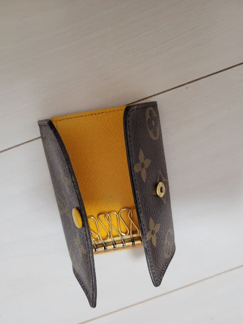 Louis Vuitton モノグラム キーケース