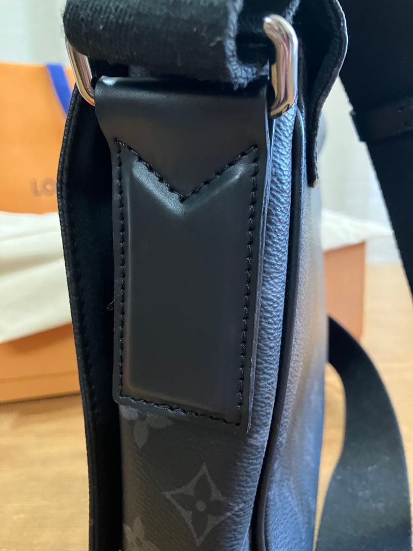 ルイ・ヴィトン ディストリクトPM ショルダーバッグ