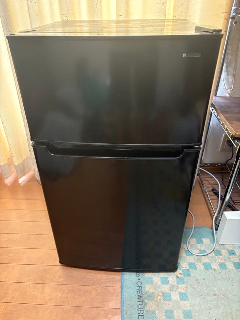 yamazen ブラック冷蔵庫 上部冷凍室付き