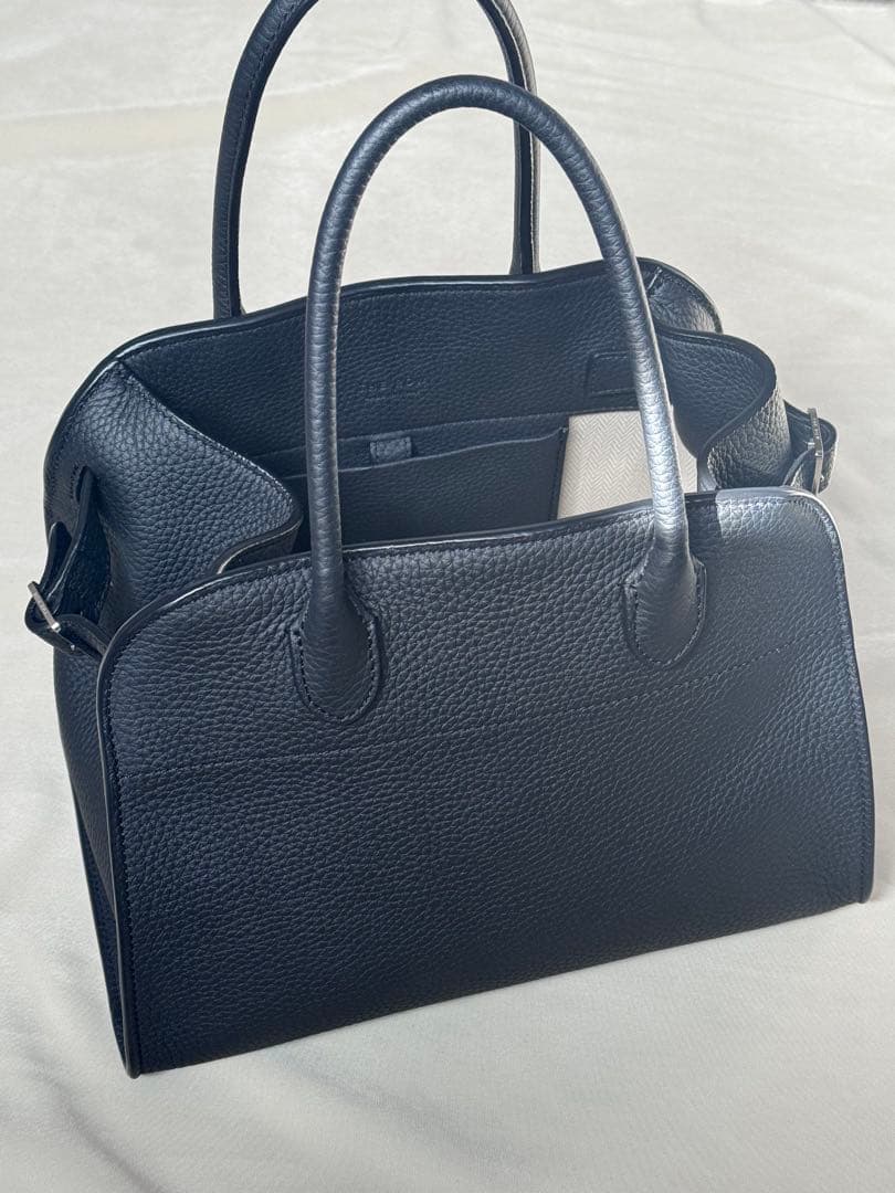 THE ROW ソフトマルゴー10