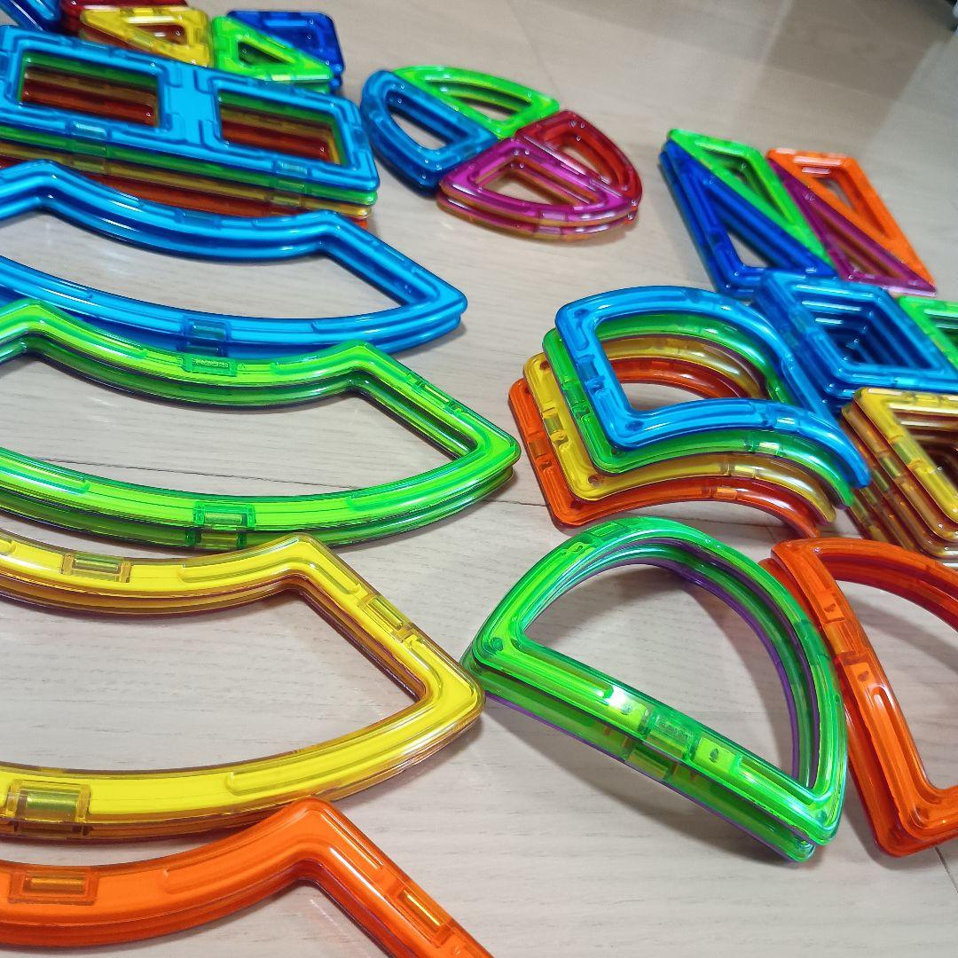 正規品 マグフォーマー クリエイティブセット90ピース タイヤ 車両