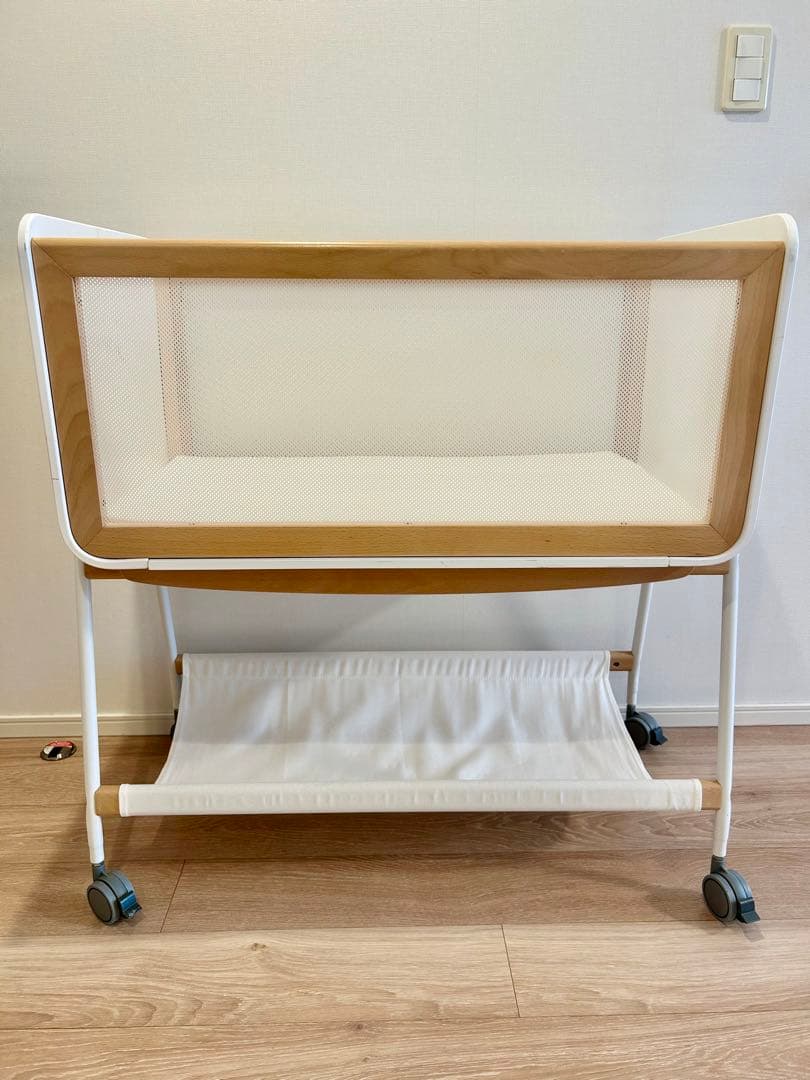 値下げ✨リリワゴン2　コンパクトベビーベット　リリワゴンⅡ ホワイト